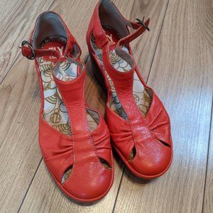 Fly London - leather wedge shoes